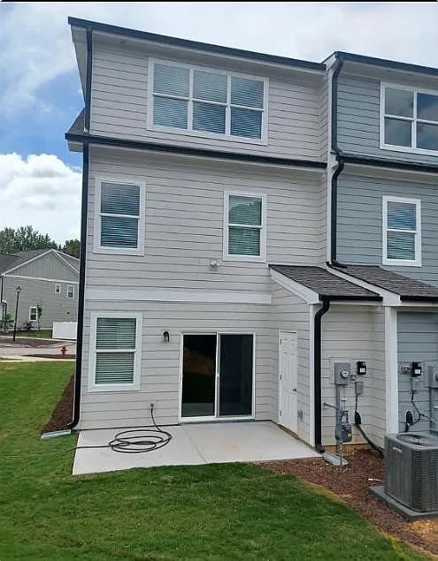 Photo - Room in Townhome on Old Grove Ln