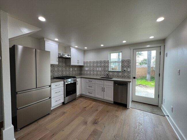 Photo - Midtown Ventura Charmer! Unidad 185 A S Santa Cruz St