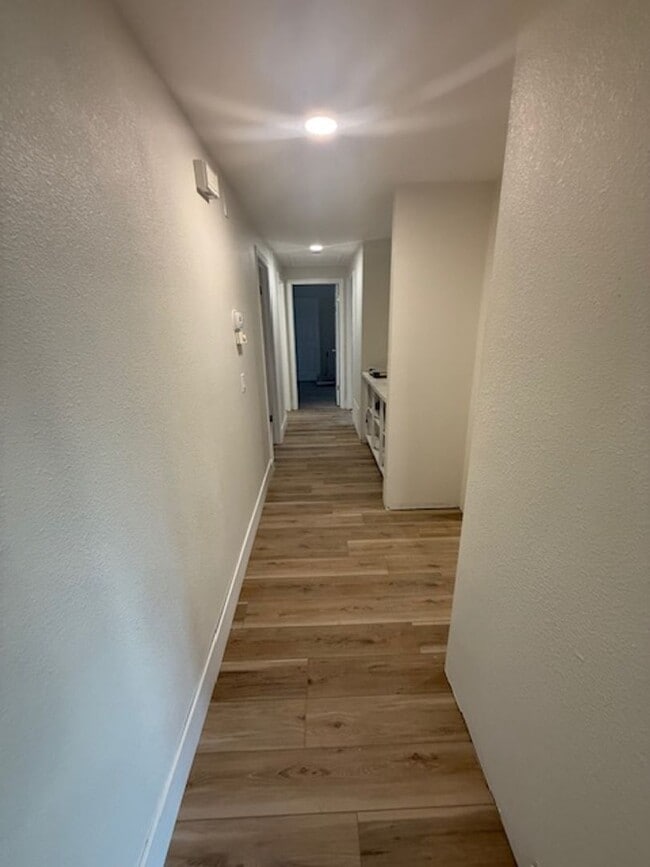 Photo - Fully Remodeled 3Bed/ 2Bath Home near Laguna Lake