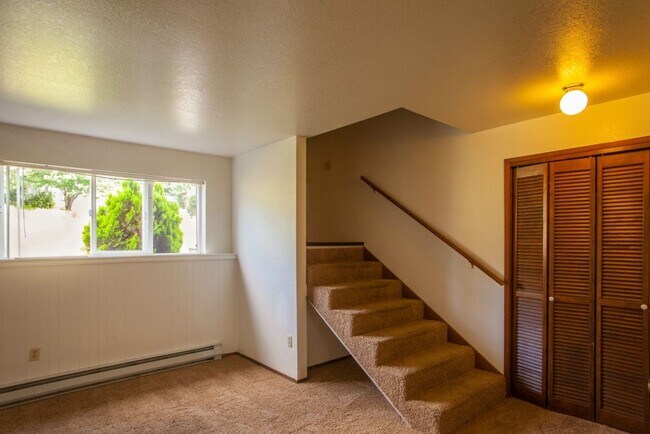 2116 Mill Ave Unit 2