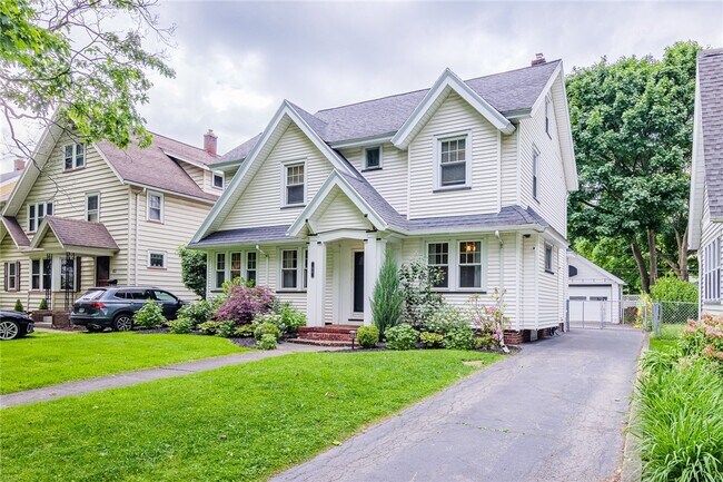 Photo - 90 Elmcroft Rd
