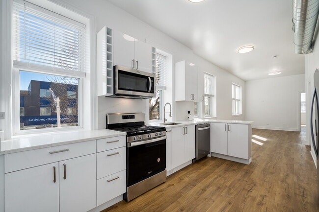 Photo - 4001 N Elston Ave Unit B