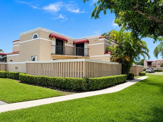 Photo - 3725 Village Dr