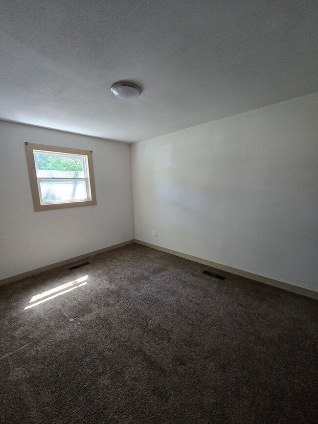 Photo - 3 bedroom 1 bath house
