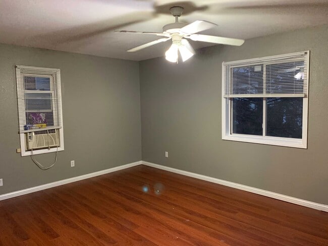 Photo - 603 #22nd St Apt 2 Unidad 2,  1