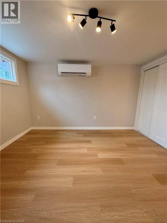 Photo - 5 Fisher Crescent