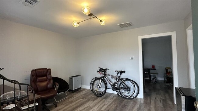 Photo - 7040 Alan Thomas Rd