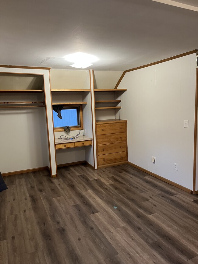 Sala de estar - 455 S Arch Ave Unidad B