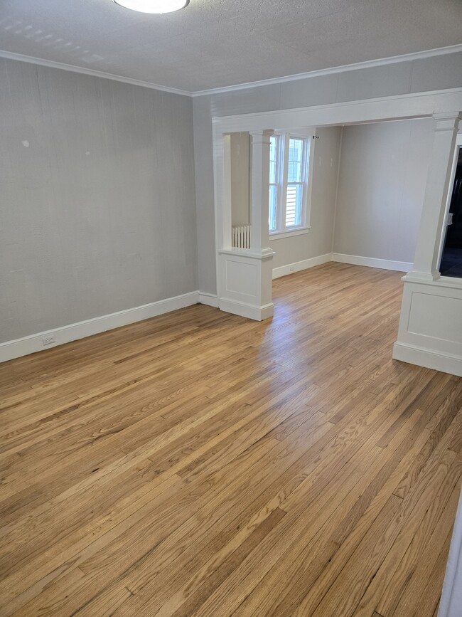 Photo - 1110 6th Ave