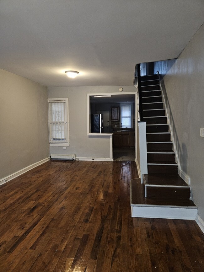 Photo - 1528 W Oakdale St