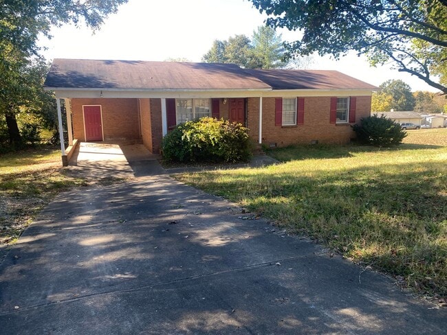 Building Photo - 6026 Emerald Ln