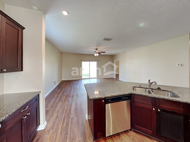 Photo - 9313 English Ivy Ct