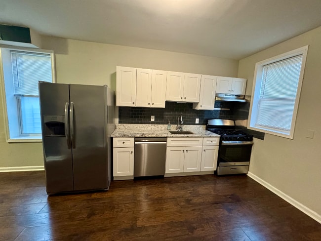 Photo - 200 N Rose St