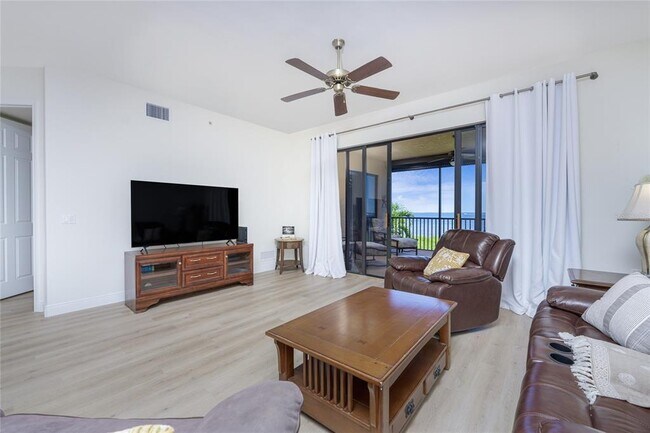 85 Vivante Blvd Unit 8524