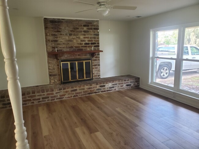 11704 Largo Dr