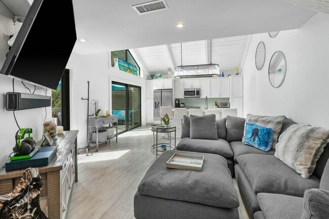 Photo - 1605 S US Hwy 1 Unit 3h