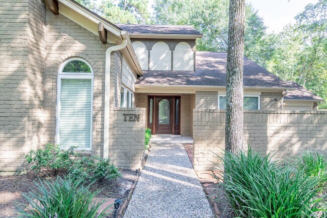 Photo - 10 Coralvine Ct