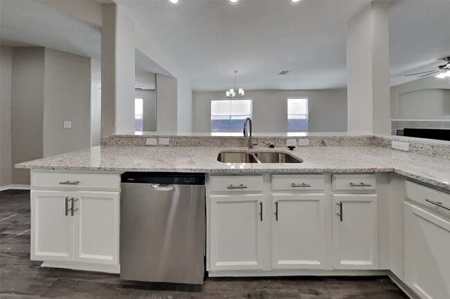 Photo - 19923 Juniper Berry Dr