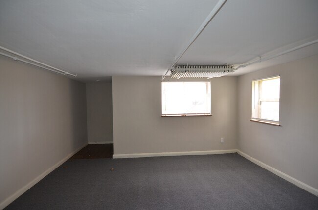 Photo - 6615 Bantry Ave