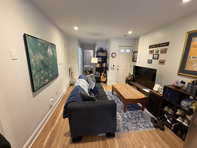 Photo - 1410 W Ritner St