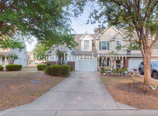 Building Photo - End Unit Townhome in Carolina Forest