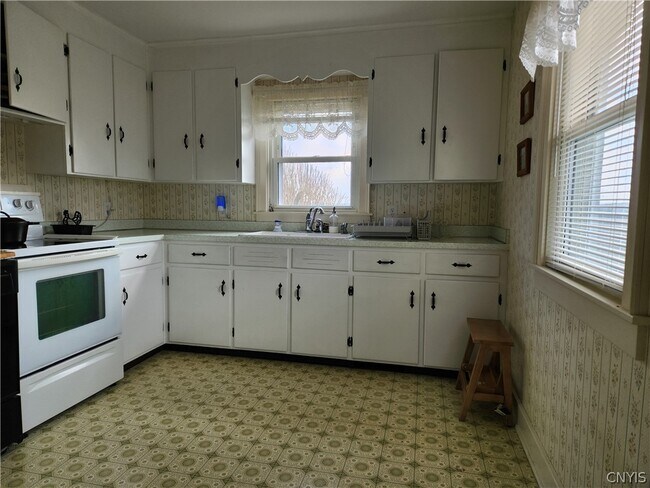 Photo - 3744 Fisher Rd