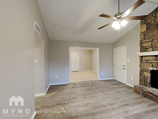 Photo - 4912 Summitridge Dr