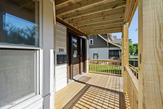299 6th Ave Unit 1st Floor