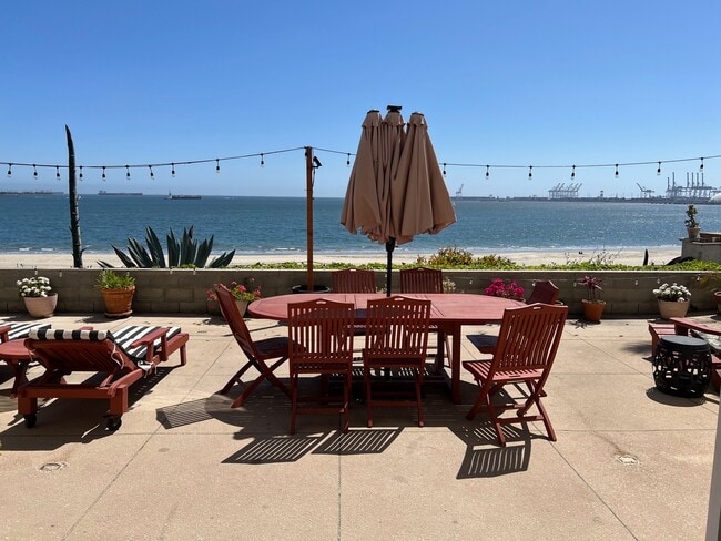 Building Photo - 1616 E Ocean Blvd Unit 10 Rental