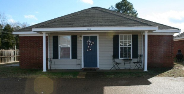 Photo - Clearbrook Apartments