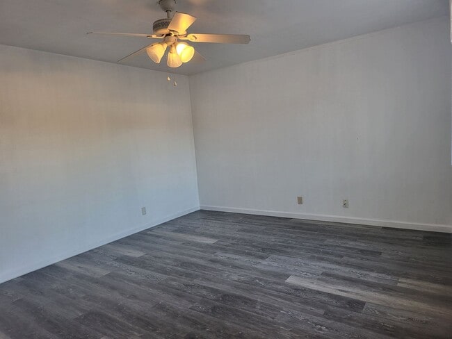 Photo - All Upgraded, Small Yard, Garage - AVAILABLE NOW!!