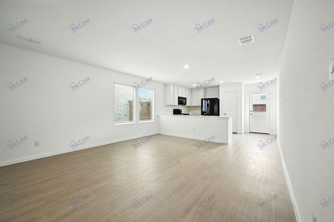 Photo - 205 Ashbrook St