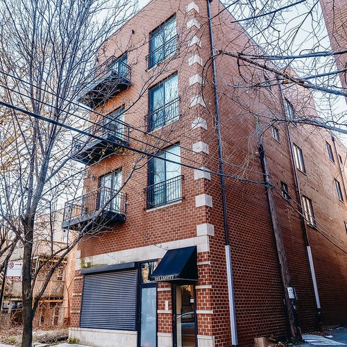 Building Photo - 14 S Leavitt St Unit 3E