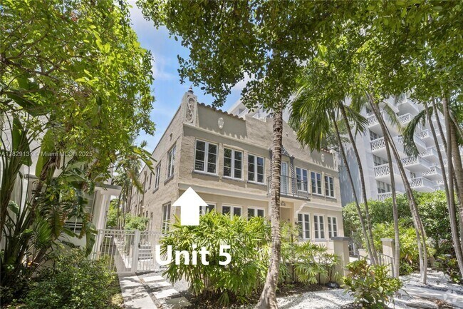 Building Photo - 1018 Meridian Ave Unit 5 Rental