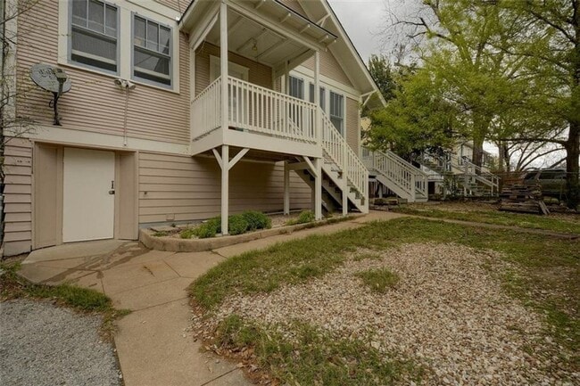Photo - 601 Bellevue Pl
