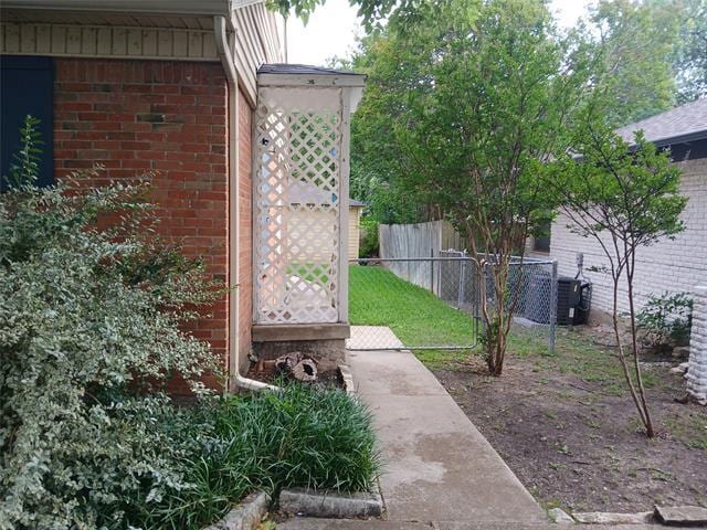 Photo - 3728 Seguin Dr