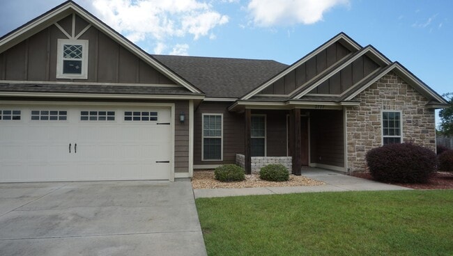 Building Photo - Beautiful home in Cotton Wood S/D