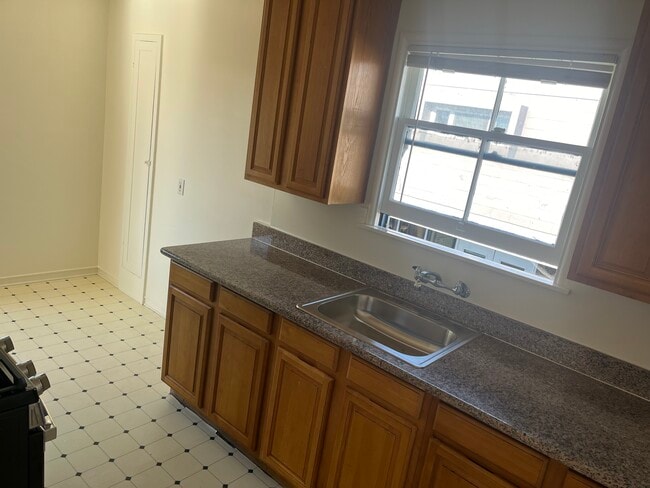Building Photo - 919 Dwight Way Unit 919 Dwight Way