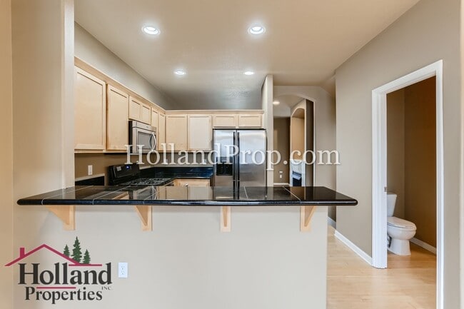 Photo - Stylish Townhome Near MAX, Nike & Costco in Prime Beaverton Location