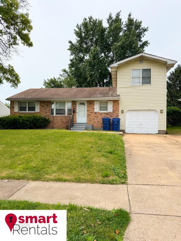Photo - 160 Maple Dr House