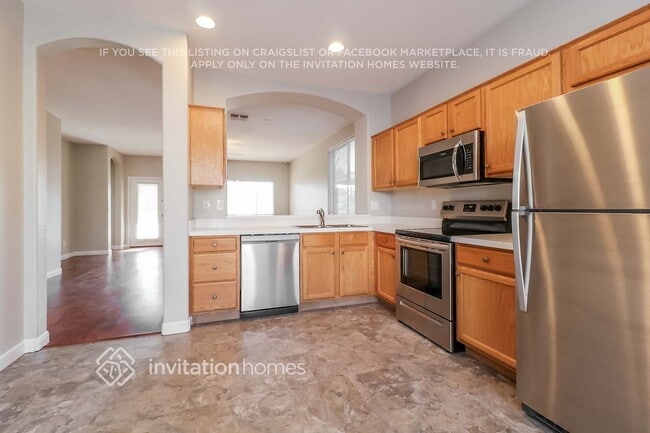 Photo - 12265 W Monroe St