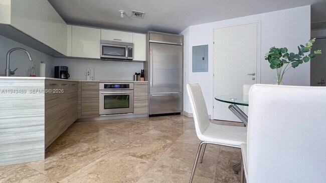 Photo - 1300 Brickell Bay Dr Unit 3007
