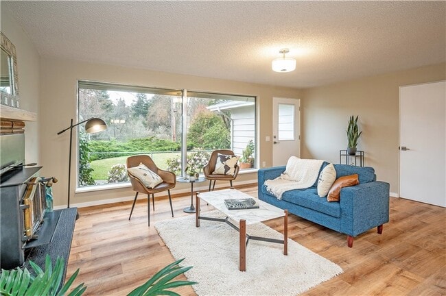 Photo - 17317 96th Pl SW