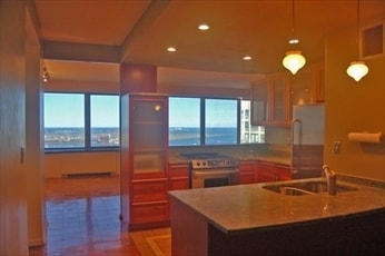 Photo - 65 E India Row Unidad 40E