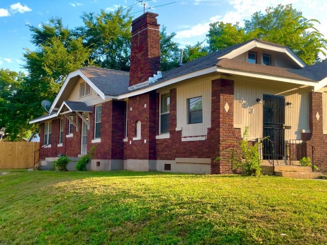 Building Photo - 1553 E McLemore Ave Rental