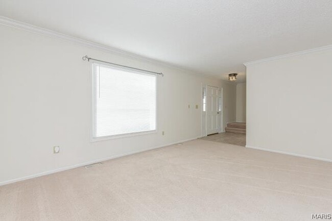 Photo - 77 Atwater Dr