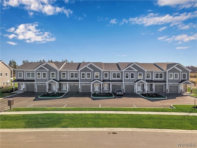 Photo - 3385 Cedar Vly Wy