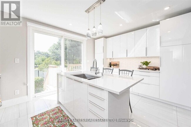 Photo - 26 Leyton Ave