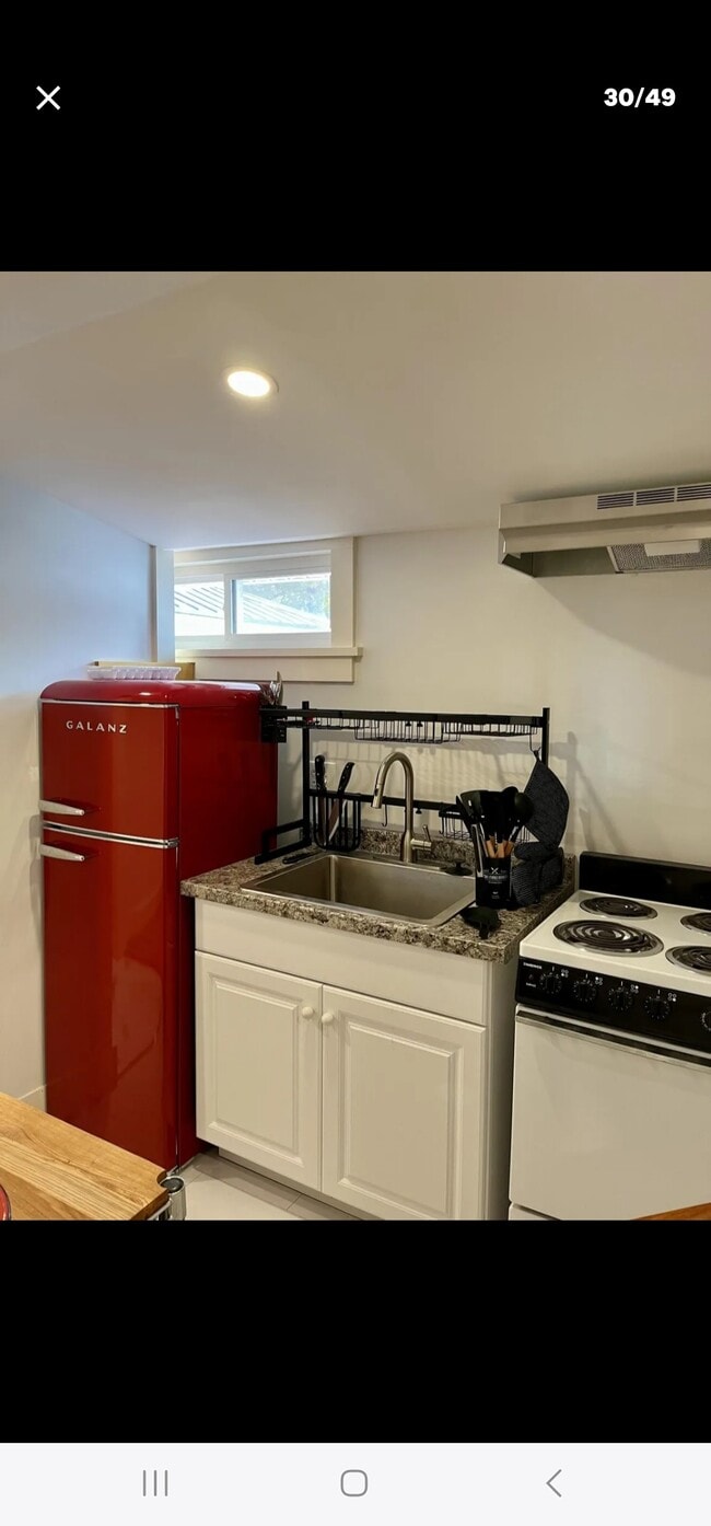 Building Photo - 97 Lincoln St Unit Apt C