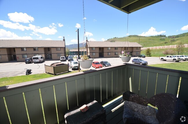 Building Photo - Dillon Valley East Condo! Unfurnished! Hea...